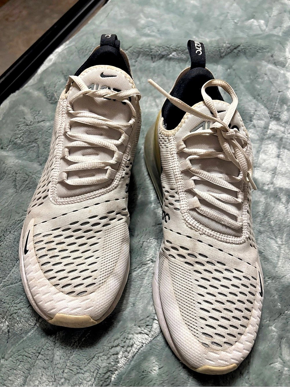 Nike Air Max 270 Athletic Sneakers in White & Gray